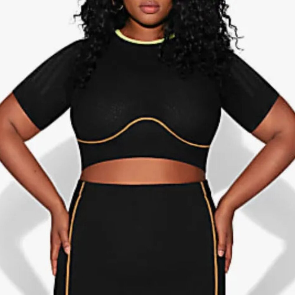 Adidas x Ivy Park Women’s Knit Black Crop Top